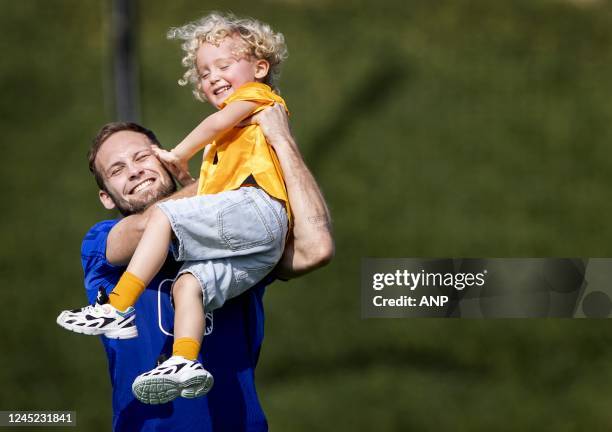 Daley Blind of Holland during a training session of the Dutch national team at the Qatar University training complex on November 30, 2022 in Doha,...