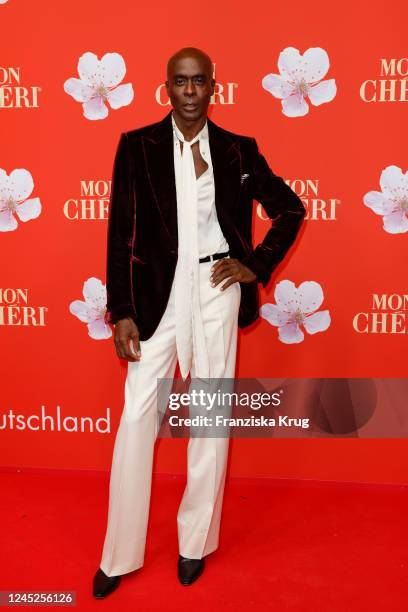 Bruce Darnell attends the Mon Cheri Hosts Barbara Tag at Haus der Kunst on November 30, 2022 in Munich, Germany.