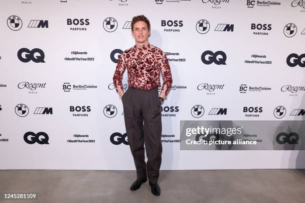 December 2022, Berlin: Eddie Redmayne arrives at the GQ Men of the Year Awards at the Kant Garages. Photo: Gerald Matzka/dpa