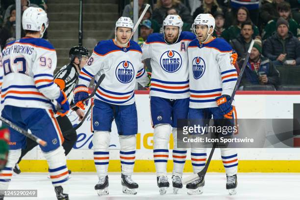 Edmonton Oilers center Leon Draisaitl celebrates with teammates after a goal during the NHL game between the Edmonton Oilers and the Minnesota Wild,...