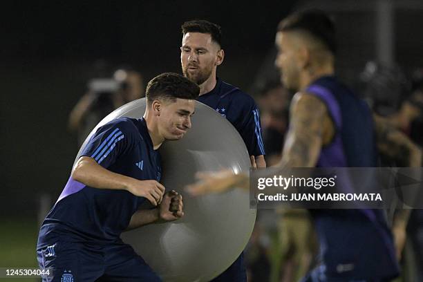 Messi Inflatable Inflatable Balls Photos and Premium High Res Pictures - Getty Images
