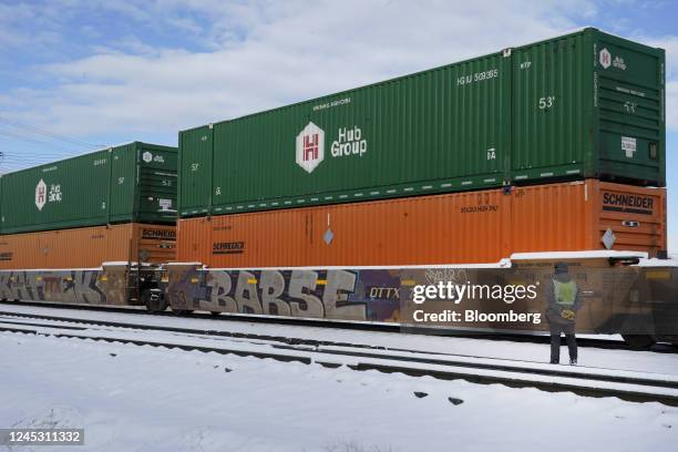 Union Pacific Container 91 Union Pacific Intermodal Terminal Stock Photos, High-Res Pictures ...