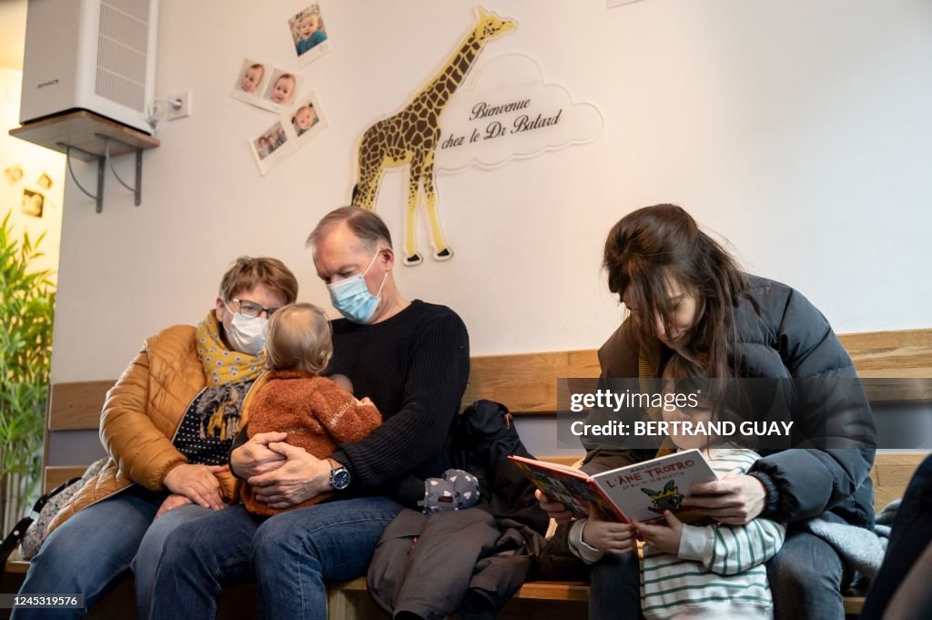 FRANCE-HEALTH-VIRUS-PEDIATRICS