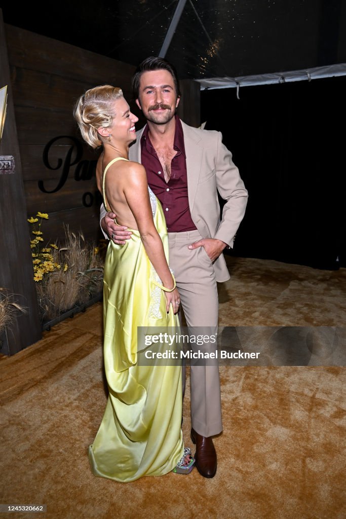 Julia Schlaepfer and Brandon Sklenar at the premiere of "1923" held