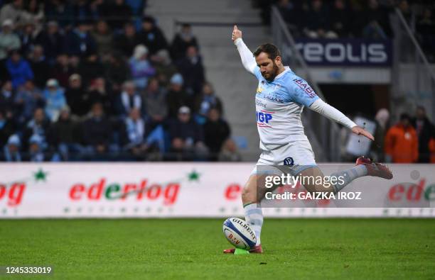 Bayonne's French fly-half Camille Lopez takes a penalty kick during the French Top14 rugby union match between Aviron Bayonnais and Lyon Olympique...