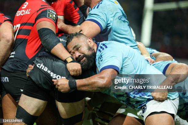 Perpignan's US lock Nafitalai Ma'afu competes in a scrum during the French Top14 rugby union match between Stade Toulousain Rugby and USA Perpignan...