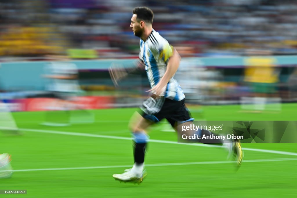 Messi Round Lionel MESSI of Argentina during the FIFA World Cup 2022, Round of 16 ...