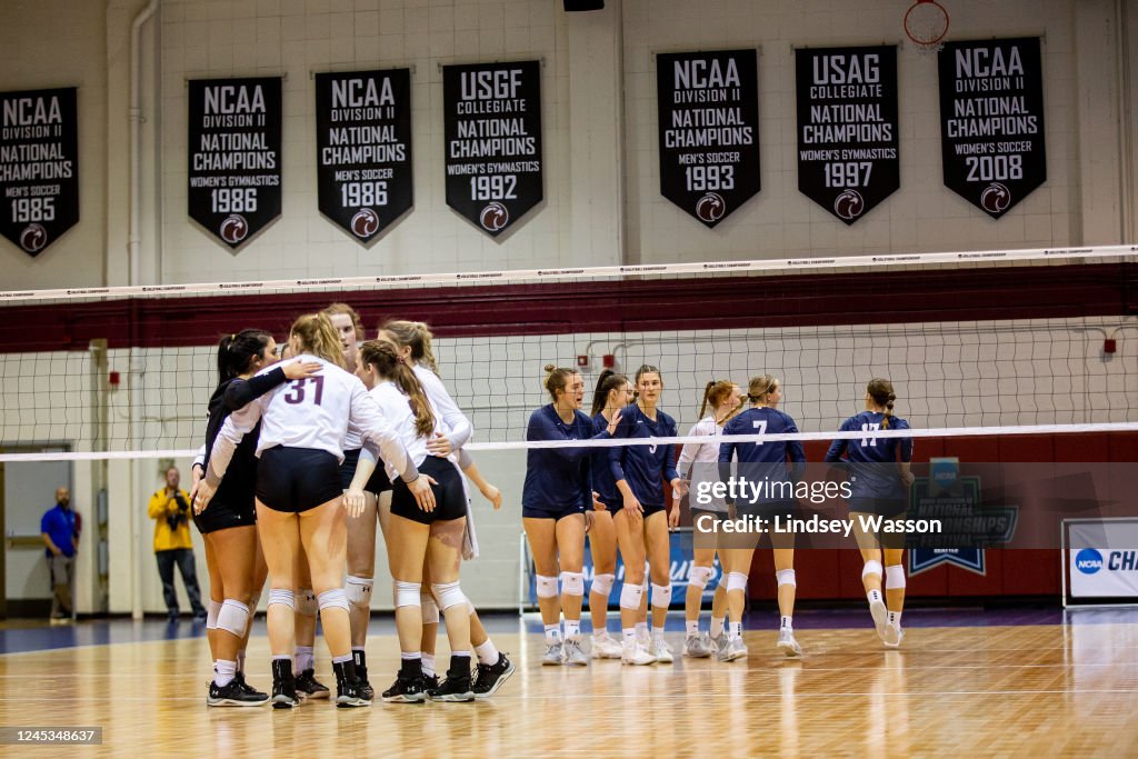 The West Texas A&M Buffs huddle during the Division II Womens... News