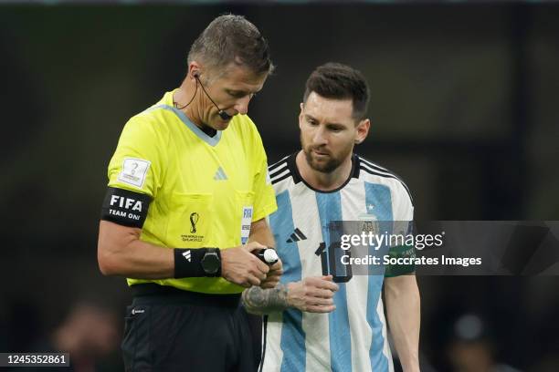 Referee Daniele Orsato Lionel Messi of Argentina during the World Cup match between Argentina v Mexico at the Lusail Stadium on November 26, 2022 in...