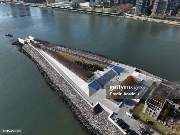 An aerial view of protesters gathered at the Roosevelt Island in New York, United States on December 4, 2022 to show solidarity for Mahsa Amini, a...