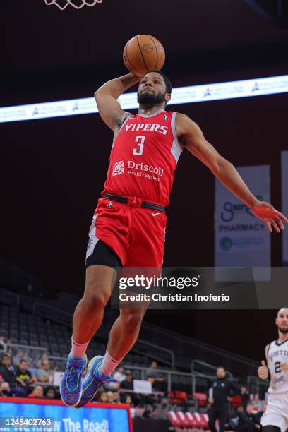 Cassius Stanley of the Rio Grande Valley Vipers dunks the ball against the Austin Spurs during an NBA G-League game on December 5, 2022 at the Bert...