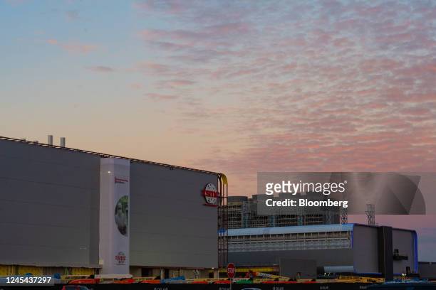 The Taiwan Semiconductor Manufacturing Co. Facility under construction in Phoenix, Arizona, US, on Tuesday, Dec. 6, 2022. TSMC today announced plans...