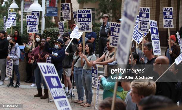 Irvine, CA University of California picketers protest at University of California-Irvine in Irvine Tuesday, Dec. 6, 2022 in Irvine, CA. Strikers...