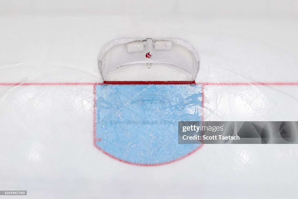 Calgary Flames v Washington Capitals
