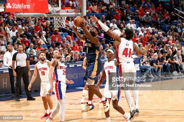 Zion Williamson of the New Orleans Pelicans drives to the basket against the Detroit Pistons on December 7, 2022 at the Smoothie King Center in New...