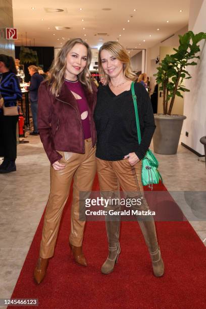 Regina Halmich and Tina Ruland attend the show premiere of "Zauberlehrling Die in den Träumen spielen" at Hotel Berlin on December 8, 2022 in Berlin,...