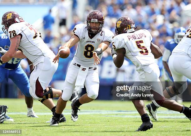 Ryan Radcliff of the Central Michigan Chippewas pitches the ball to Tim Phillips during the game against the Kentucky Wildcats at Commonwealth...