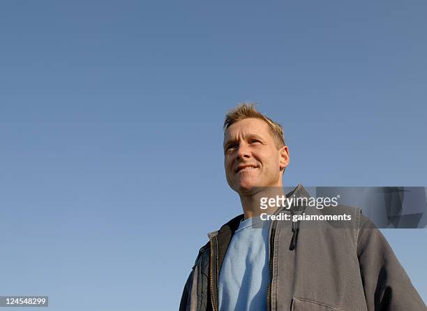 confident handyman - ground staff stock pictures, royalty-free photos & images