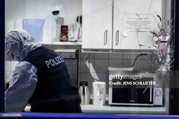 Police Window Window Frame Cut Out Photos and Premium High Res Pictures - Getty Images