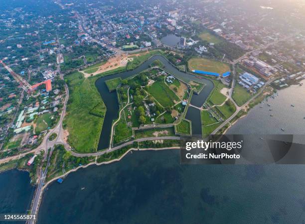 Fort Java Dutch 31 Dutch Built Jaffna Fort Stock Photos, High-Res Pictures, and Images ...