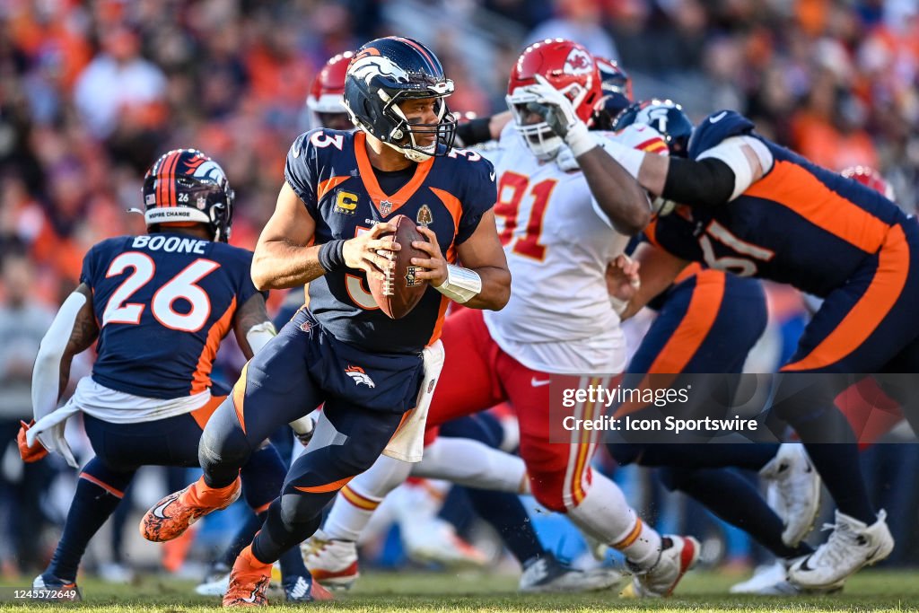 NFL: DEC 11 Chiefs at Broncos