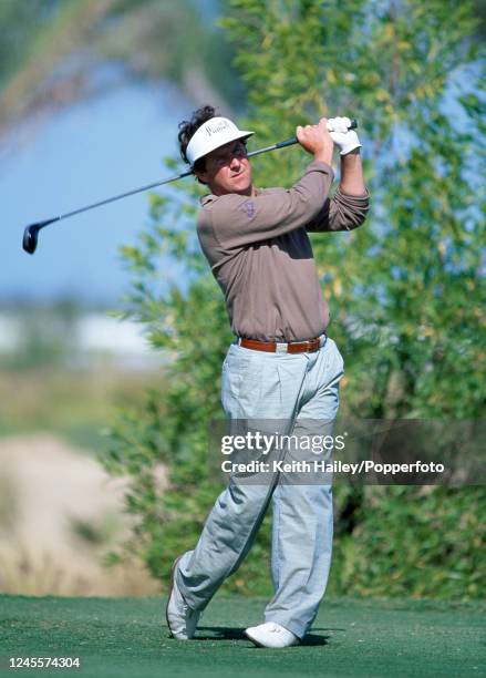 Desert Ricky 1994 Dubai Desert Classic Photos and Premium High Res Pictures - Getty ...