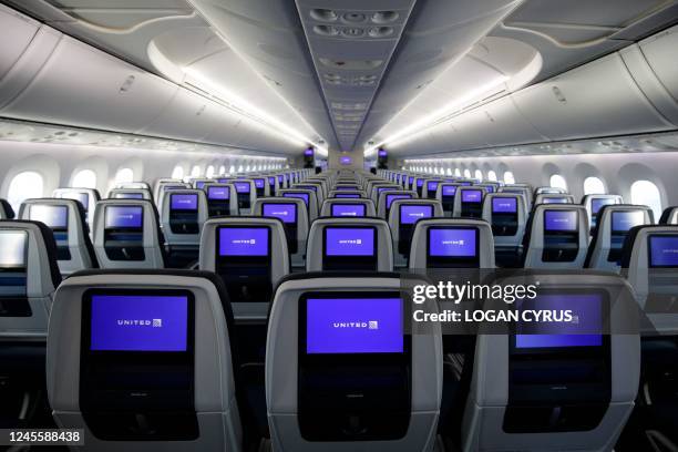 the-interior-of-a-787-dreamliner-at-the-boeing-manufacturing-facility-in-north-charleston-on.jpg?s=612x612&w=gi&k=20&c=hleL2V-H-HW5C-szXFQQvMXyEFPZK3lmgVLL2cNZrFw=
