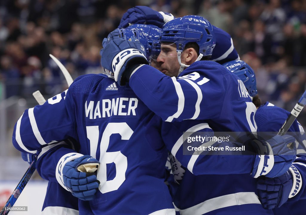 Toronto Maple Leafs play the Anaheim Ducks