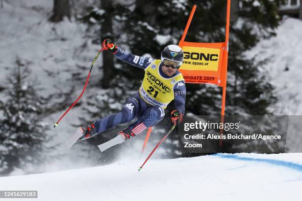 Jared Goldberg of Team United States competes during the Audi FIS Alpine Ski World Cup Men's Downhill Training on December 15, 2022 in Val Gardena,...