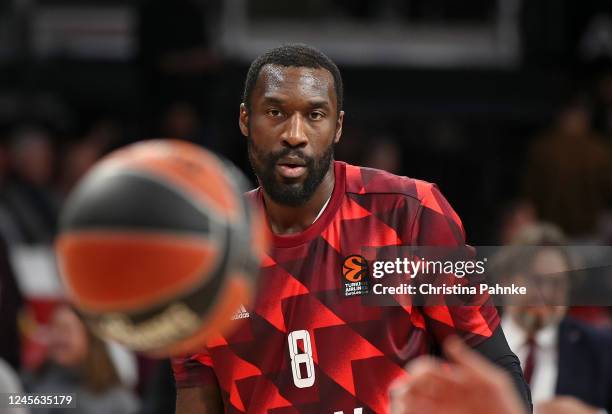 Othello Hunter of FC Bayern Munich warming up during the 2022-23 Turkish Airlines EuroLeague Regular Season Round 14 game between FC Bayern Munich...