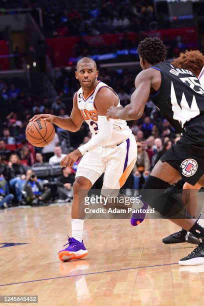 Chris Paul of the Phoenix Suns drives to the basket during the game against the LA Clippers on December 15, 2022 at Crypto.Com Arena in Los Angeles,...