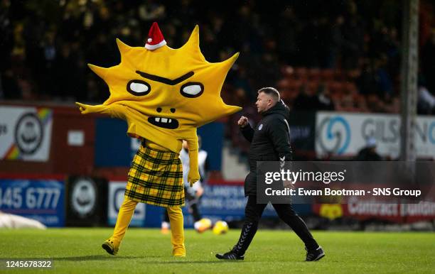 Thistle Mascot Kingsley wears a santa hat during a cinch Championship match between Partick Thistle and Ayr Utd at Fir Hill, on December 17 in...