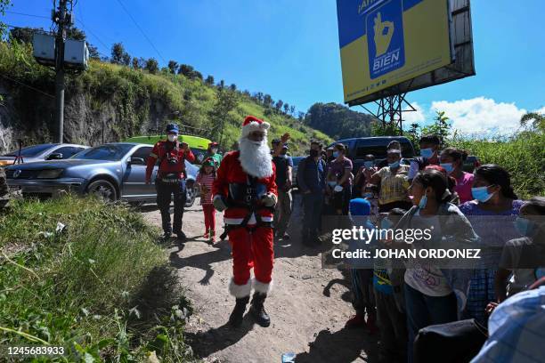 88 Hector Chacon Photos & High Res Pictures - Getty Images