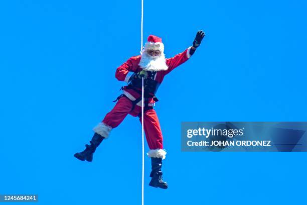 88 Hector Chacon Photos & High Res Pictures - Getty Images