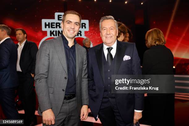 Philipp Lahma and Roland Kaiser during the "Ein Herz fuer Kinder" Gala at Studio Berlin Adlershof on December 17, 2022 in Berlin, Germany.