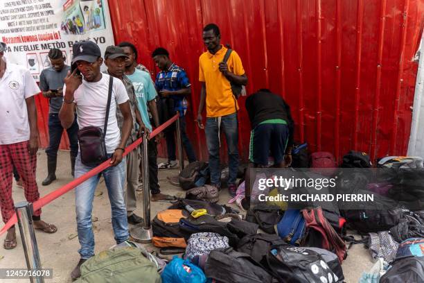 Belladere Belladère Photos and Premium High Res Pictures - Getty Images