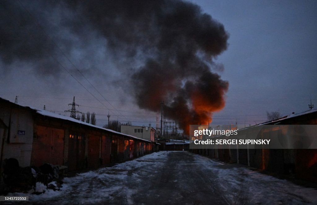 TOPSHOT-UKRAINE-RUSSIA-CONFLICT-WAR