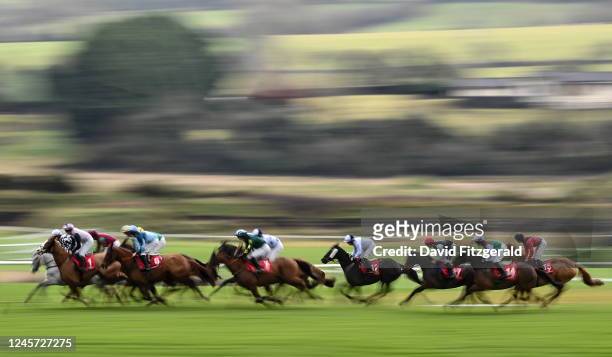 Kildare , Ireland - 19 December 2022; Runners and riders during the Old House, Kill Handicap Hurdle at Punchestown Racecourse in Naas, Kildare.
