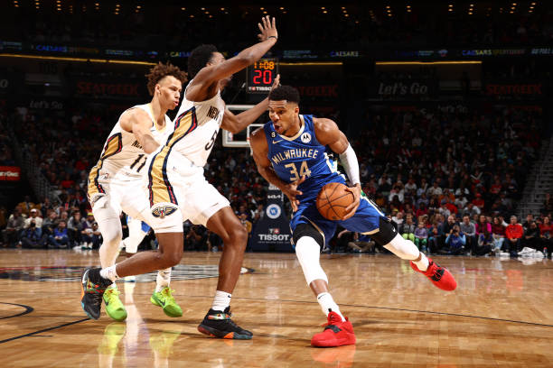Giannis Antetokounmpo of the Milwaukee Bucks drives to the basket during the game against the New Orleans Pelicans on December 19, 2022 at the...