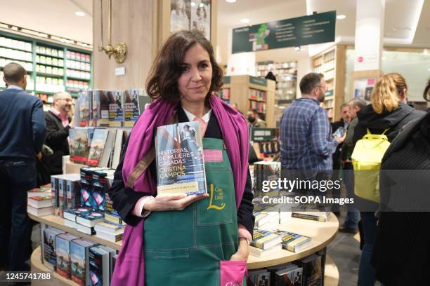 Cristina Campos during the campaign "Acción de Navidad Por la lectura" at the Casa del Libro bookstore in Madrid. "Acción de Navidad Por la lectura"...