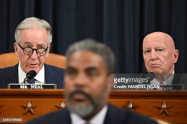 Committee chairman Rep. Richard Neal , left, calls for executive session during a House Ways and Means Committee hearing to discuss tax returns from...