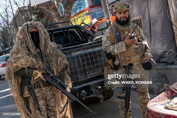 Talib Guard Armed Security Guard Photos and Premium High Res Pictures - Getty Images