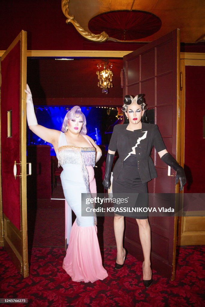 the dragqueens La Briochee and La Kahena are photographed for Paris... News Photo Getty Images the dragqueens La Briochee and La Kahena are photographed for Paris... News Photo Getty Images