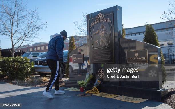 Fan pays their respect for Pittsburgh Steelers Pro Football Hall of Fame running back Franco Harris who passed away on Wednesday at the Immaculate...