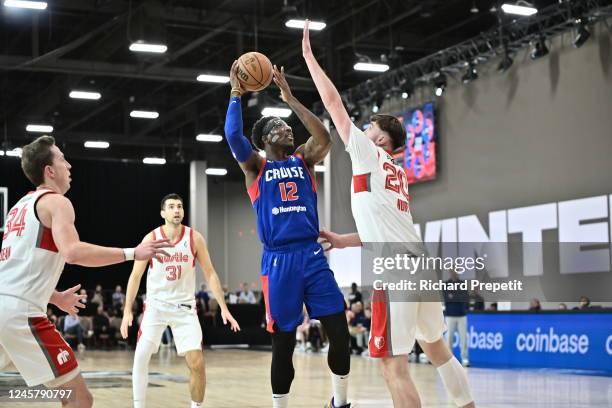 Devontae Cacok of the Motor City Cruise drives to the basket during the game against the Memphis Hustle during the 2022-23 G League Winter Showcase...