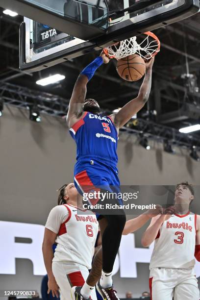 Jaylen Johnson of the Motor City Cruise dunks the ball during the game against the Memphis Hustle during the 2022-23 G League Winter Showcase on...
