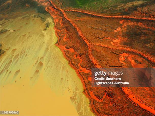 an aerial viewpoint of the vast and almost empty channel country, in south western queensland, outback australia. - australian outback landscape stock-fotos und bilder