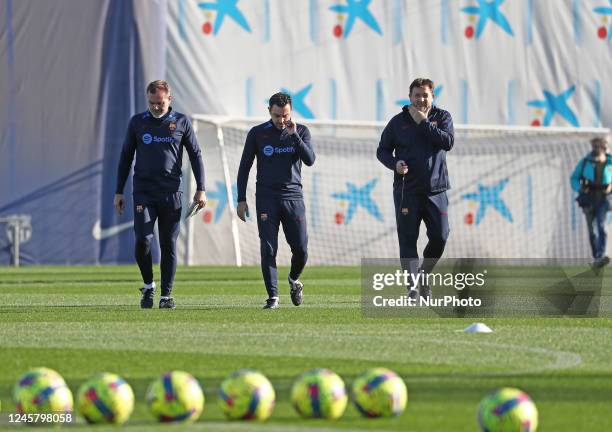 Xavi Hernandez and Oscar Hernandez during the first training after the World Cup, in Barcelona, on 23th December 2022. --