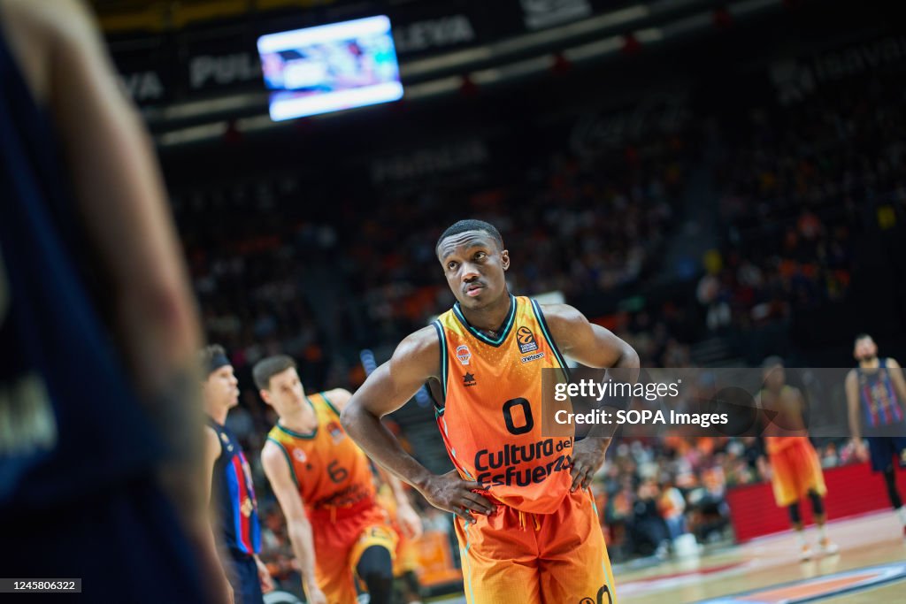Jared Harper of Valencia basket in action during the J15...