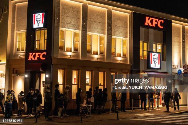 Kfc Queue Terminal 68 Kfc Christmas Stock Photos, High-Res Pictures, and Images - Getty Images